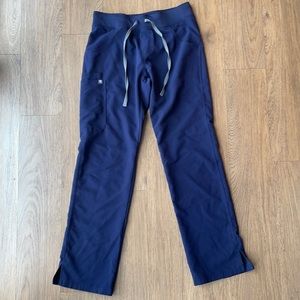 Figs kade cargo scrub pants size small regular